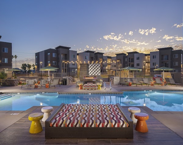 Hangar at Thunderbird apartments in Peoria, AZ