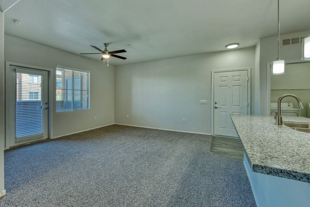 Bella Mirage apartments in Avondale, AZ