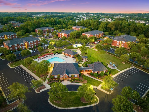 Laurel Springs apartments in High Point, NC