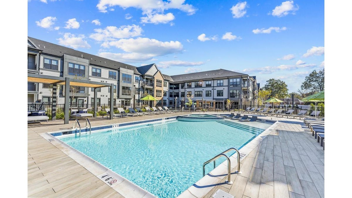 Canter Green apartments in Elizabeth, NJ