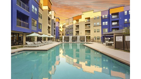 Alta Goodyear apartments in Goodyear, AZ