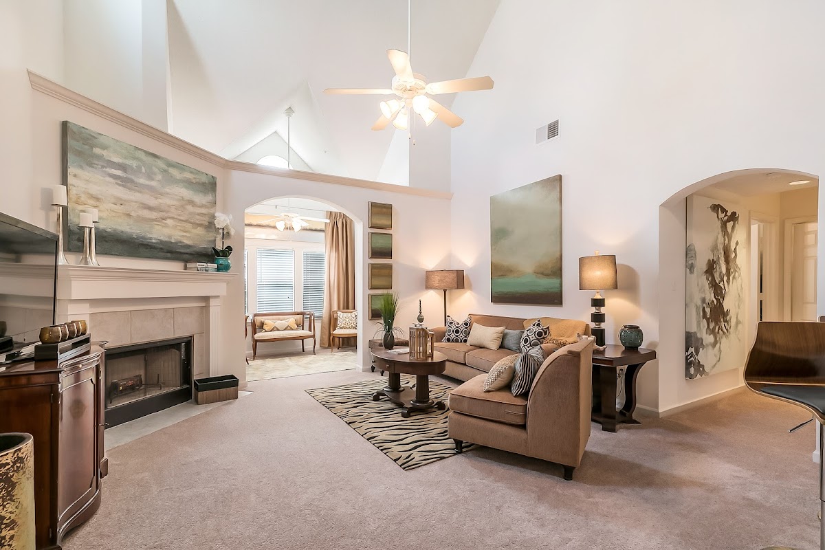 Palmetto Creek apartments in Kenner, LA