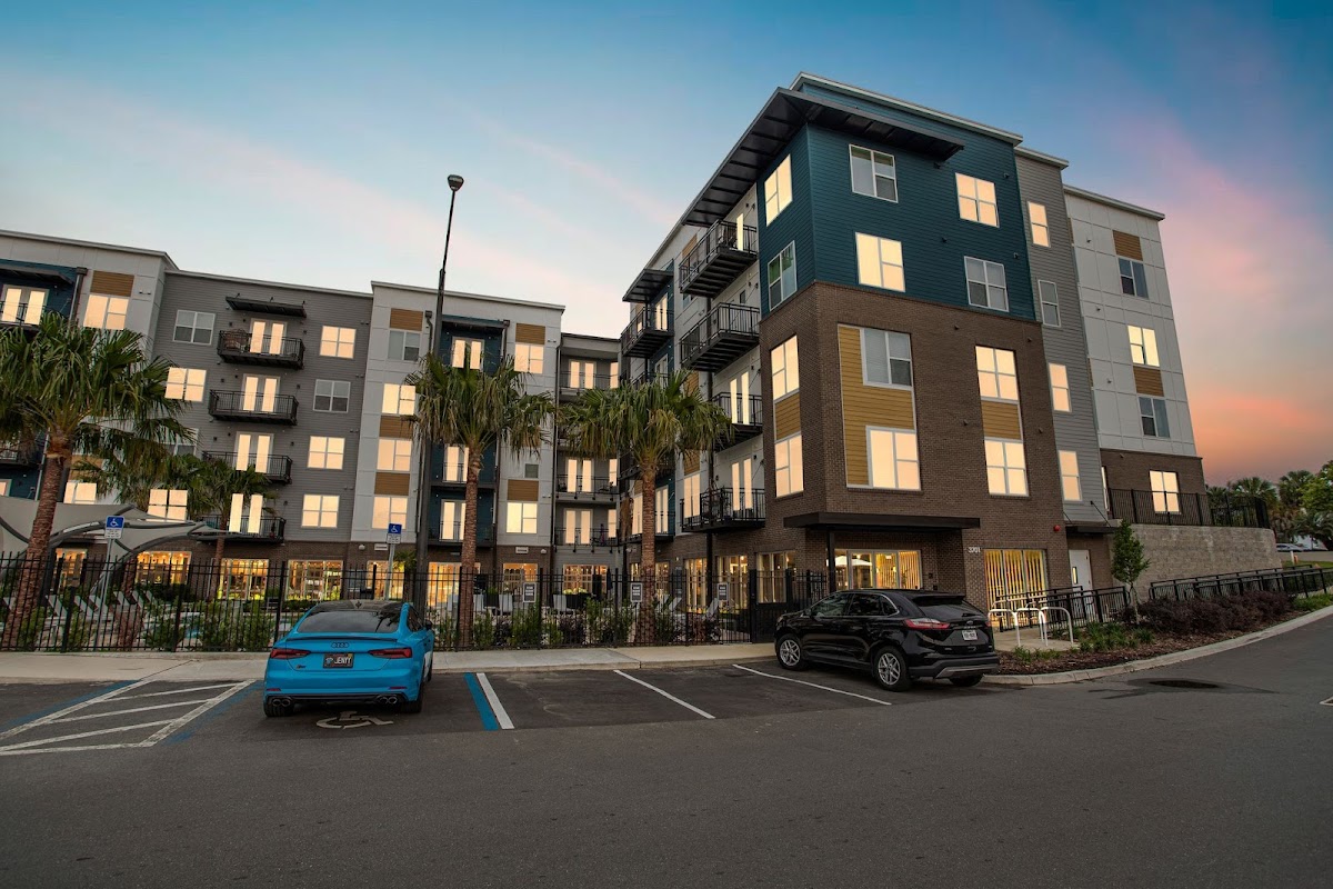 RISE Thirty Fourth apartments in Gainesville, FL