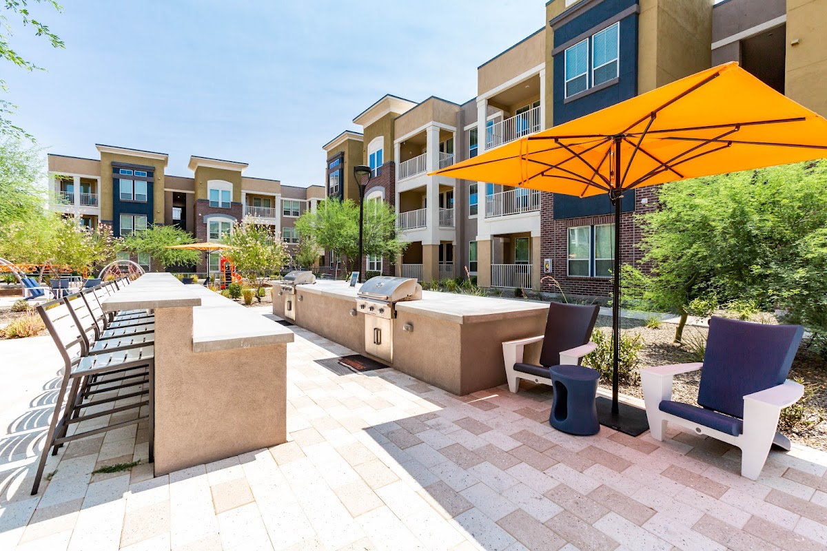 Town Commons apartments in Gilbert, AZ