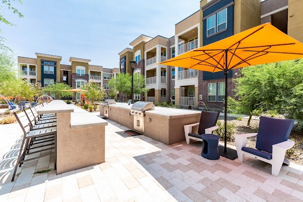 Town Commons apartments in Gilbert, AZ