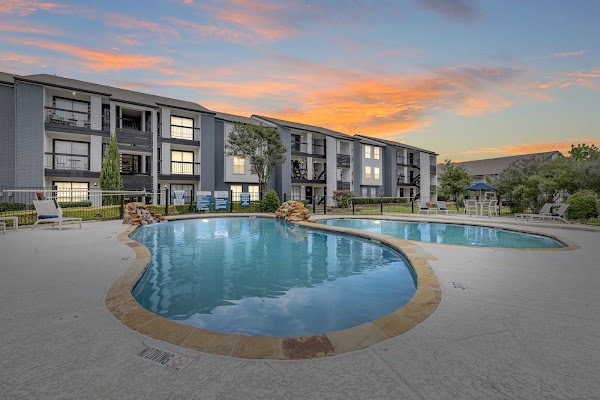 The Place Apartments apartments in Mesquite, TX
