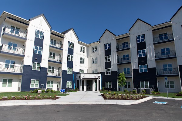 Point at Mid City apartments in Baton Rouge, LA