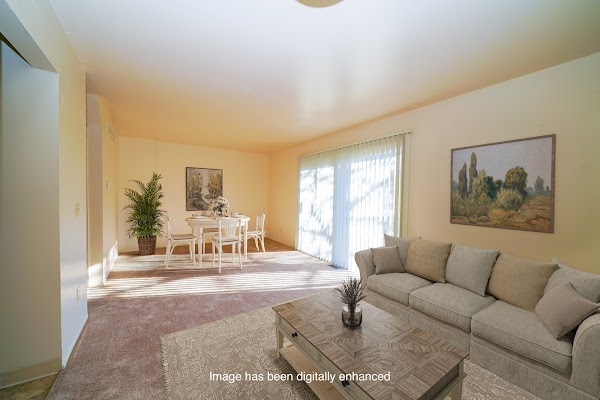 Mount Royal Townhomes apartments in Kalamazoo, MI