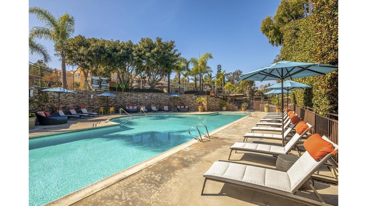 Ascend2300 apartments in Oceanside, CA