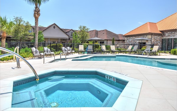 Attiva Pearland apartments in Pearland, TX