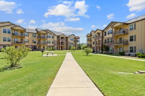 Portico at Friars Creek Apartments apartments in Temple, TX