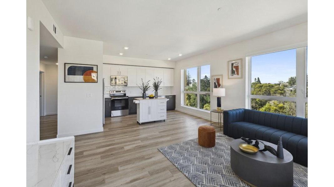 Lincoln Landing apartments in Hayward, CA