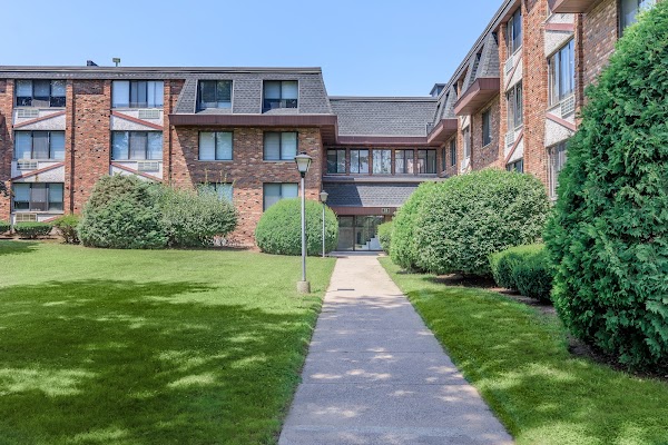 Woodcliff Estates apartments in Hartford, CT