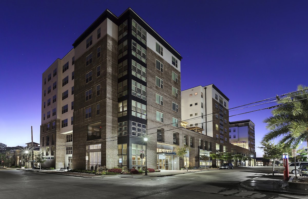 The Hudson at College Station apartments in College Station, TX
