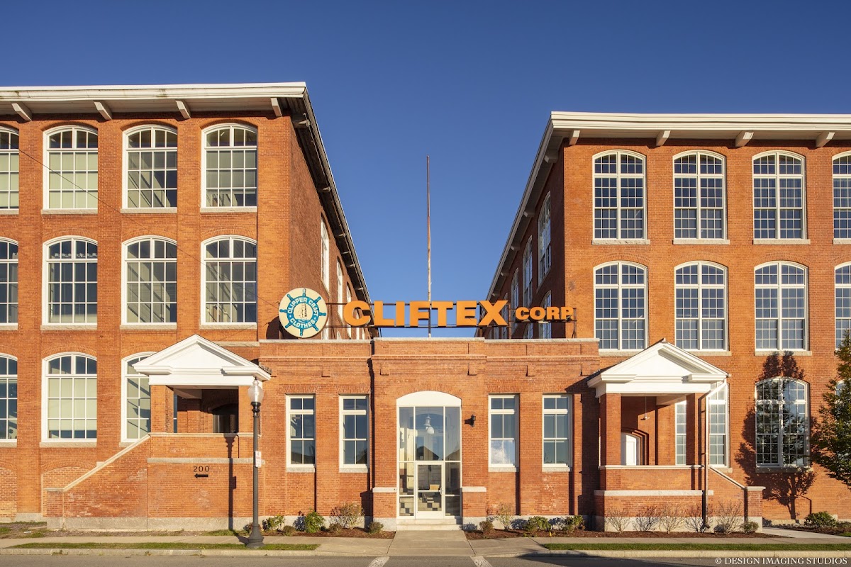 Manomet Place apartments in New Bedford, MA