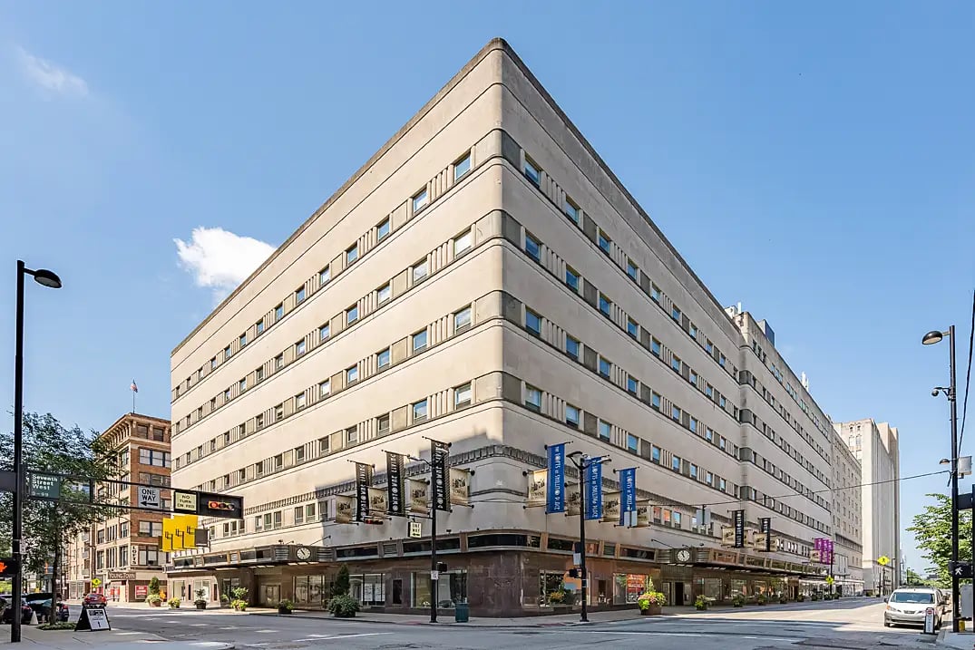 The Lofts at Shillito Place apartments in Cincinnati, OH