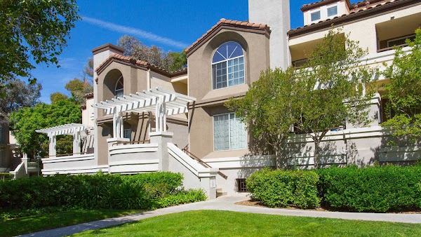 Portofino Apartments apartments in Santa Clarita, CA