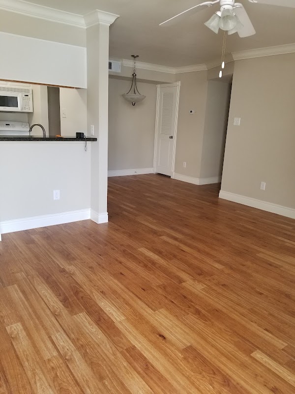 Royal Oaks of Pearland apartments in Pearland, TX