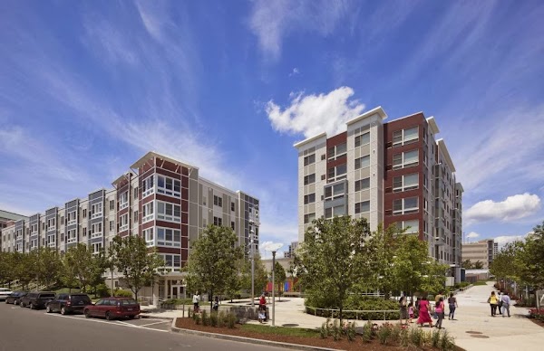 Metro Green Residences apartments in Stamford, CT