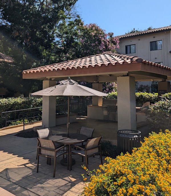 Avalon Mountain View apartments in Sunnyvale, CA