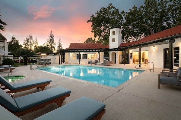 Laurel Creek apartments in Fairfield, CA