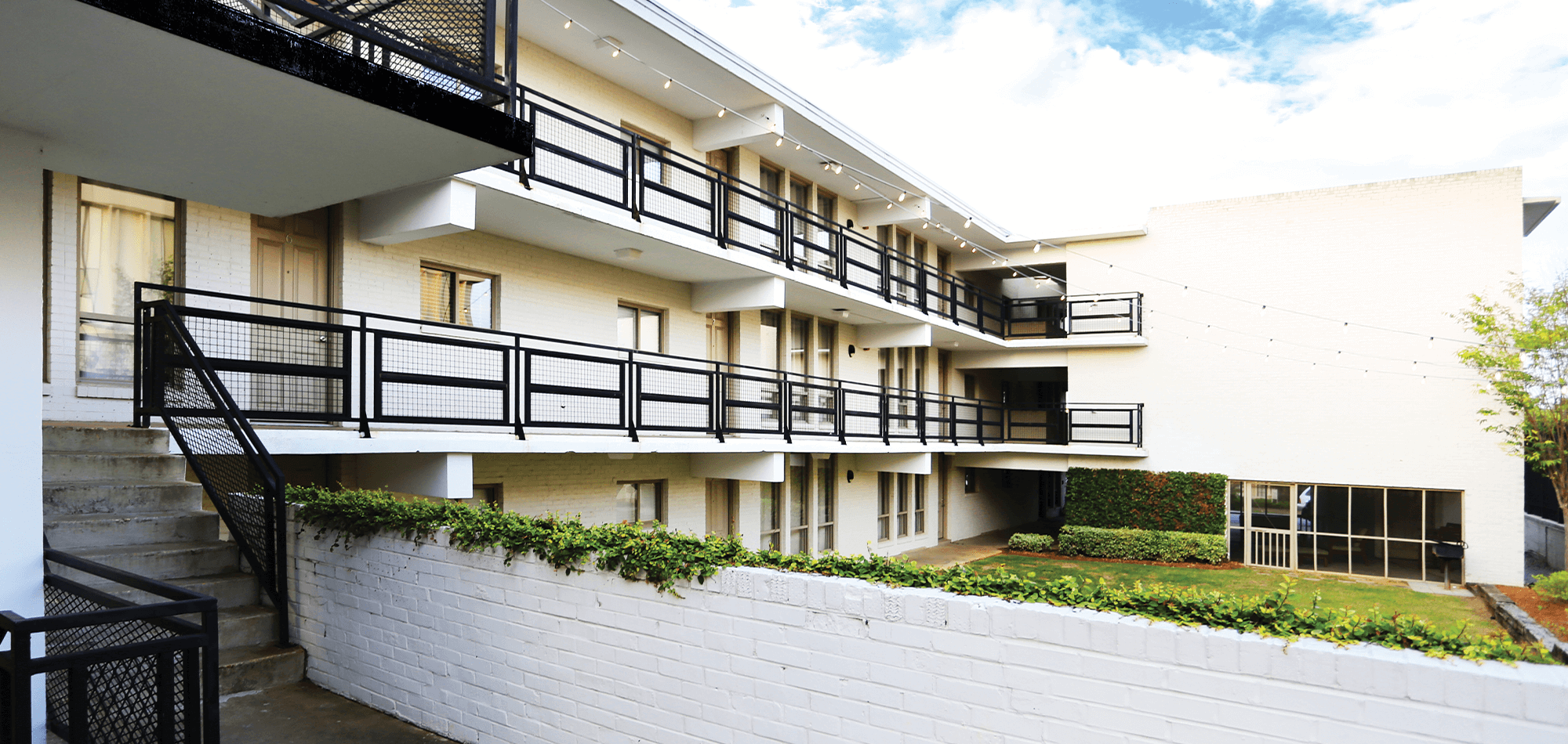 Perry Street Flats apartments in Montgomery, AL