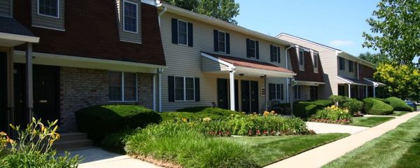 Kuser Village apartments in Hamilton Township, NJ