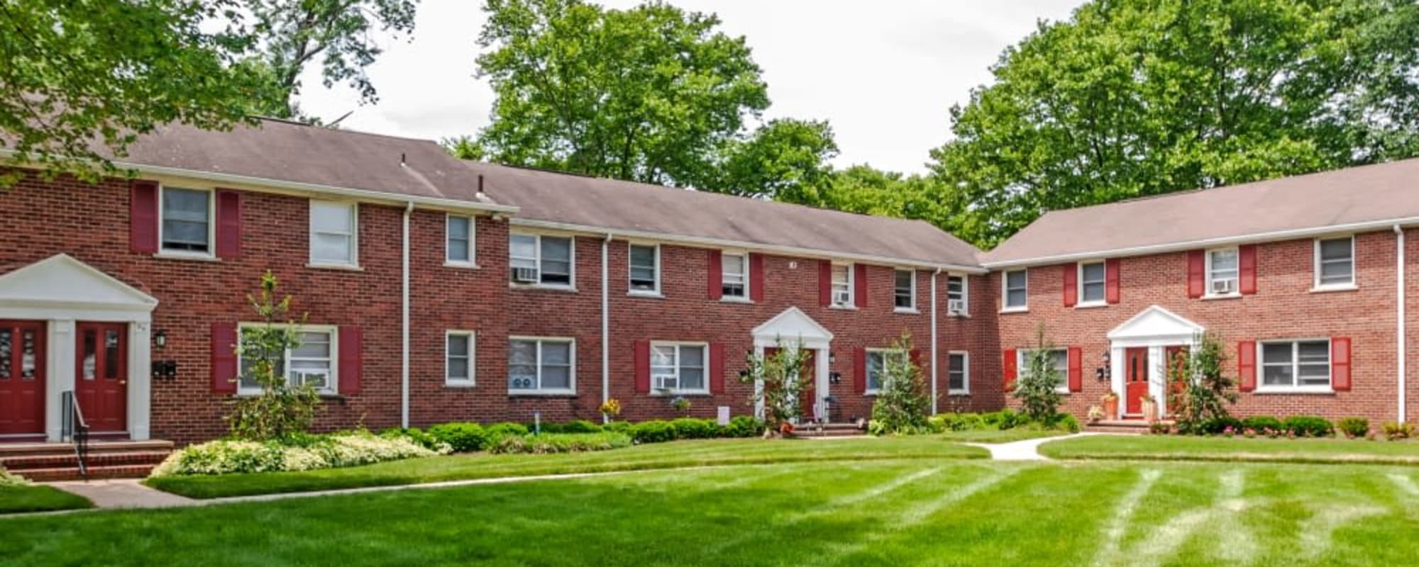 Lalor Gardens apartments in Hamilton Township, NJ