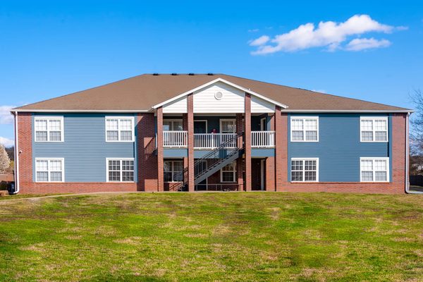 The Life at Shiloh Reserve apartments in Springdale, AR