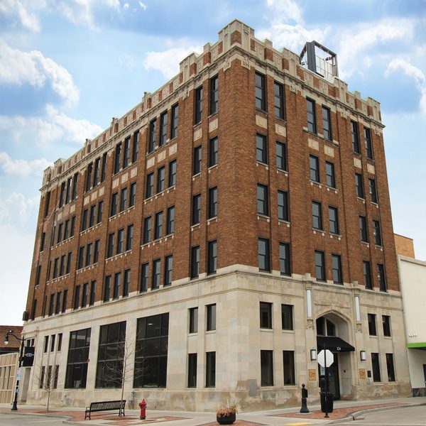 The Grand Apartments apartments in Altoona, WI