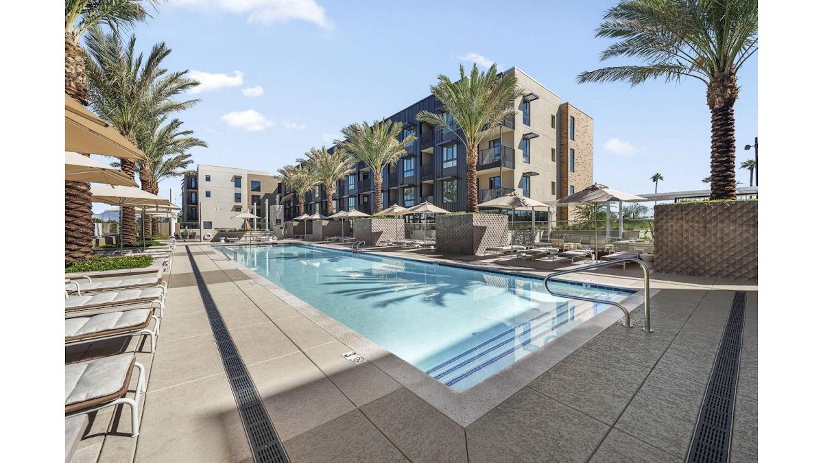 The Monde Scottsdale apartments in Scottsdale, AZ