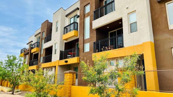 Scottsdale Hayden Townhomes apartments in Scottsdale, AZ