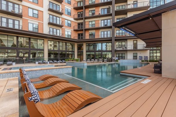 The Taylor apartments in Dallas, TX