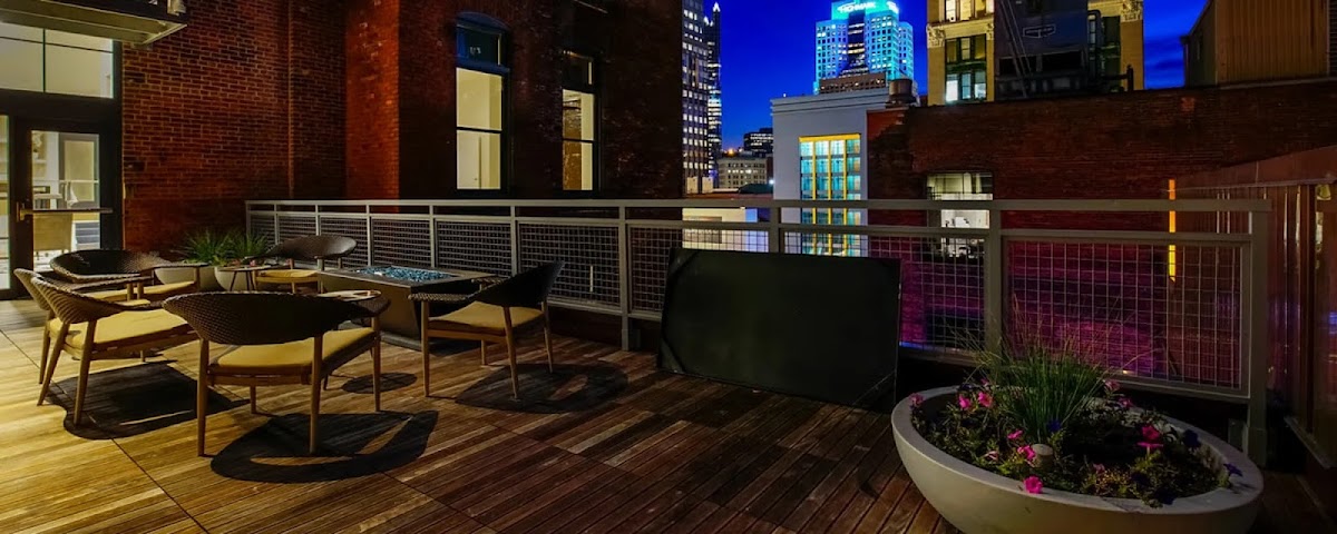 Eighth & Penn apartments in Pittsburgh, PA