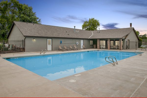 Thomasbrook apartments in Lincoln, NE
