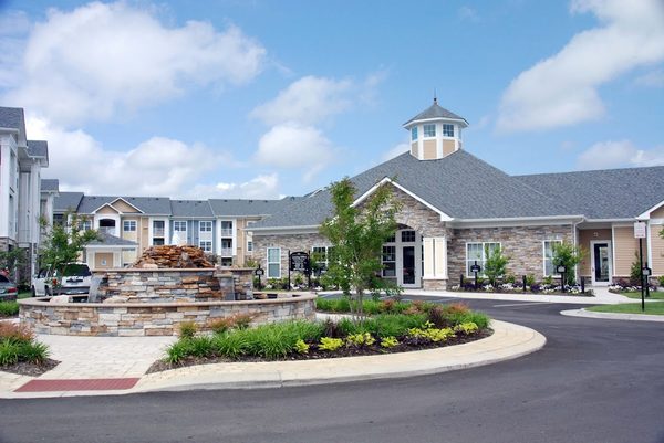 The Cascades apartments in Virginia Beach, VA