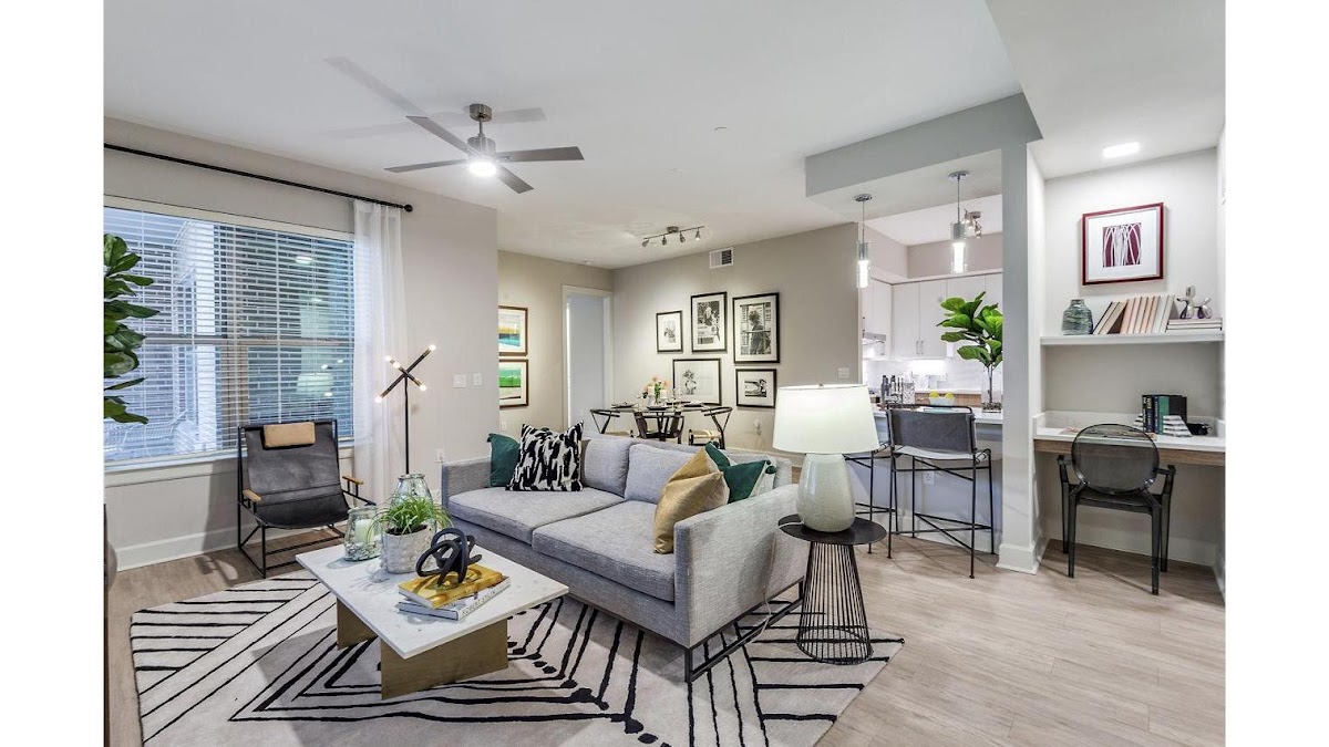 Montrose at Buffalo Bayou apartments in Houston, TX
