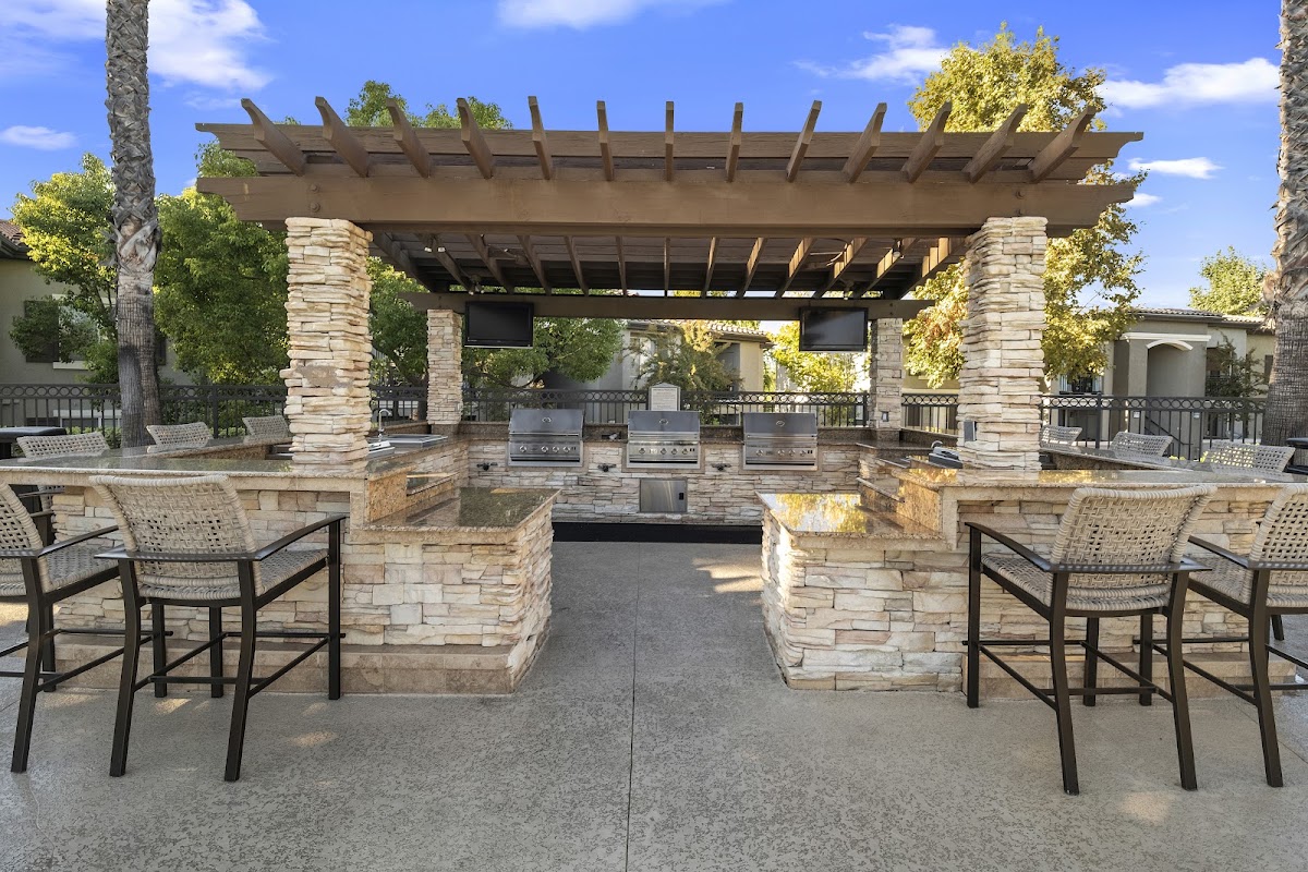Estancia at Mission Grove apartments in Riverside, CA