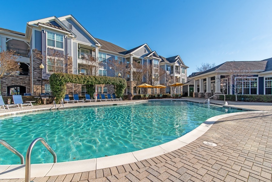 AXIS Crossroads apartments in Cary, NC