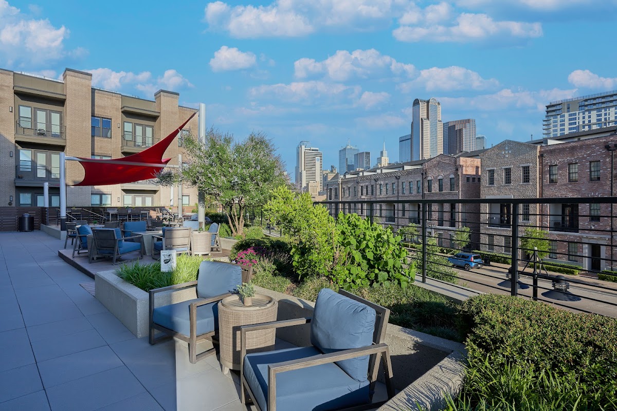 Taylor Lofts at the Dallas Farmers Market apartments in Dallas, TX