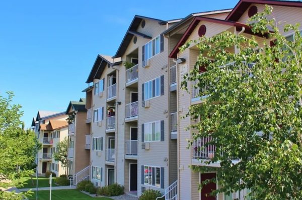 Parkside at Mirabeau apartments in Spokane, WA
