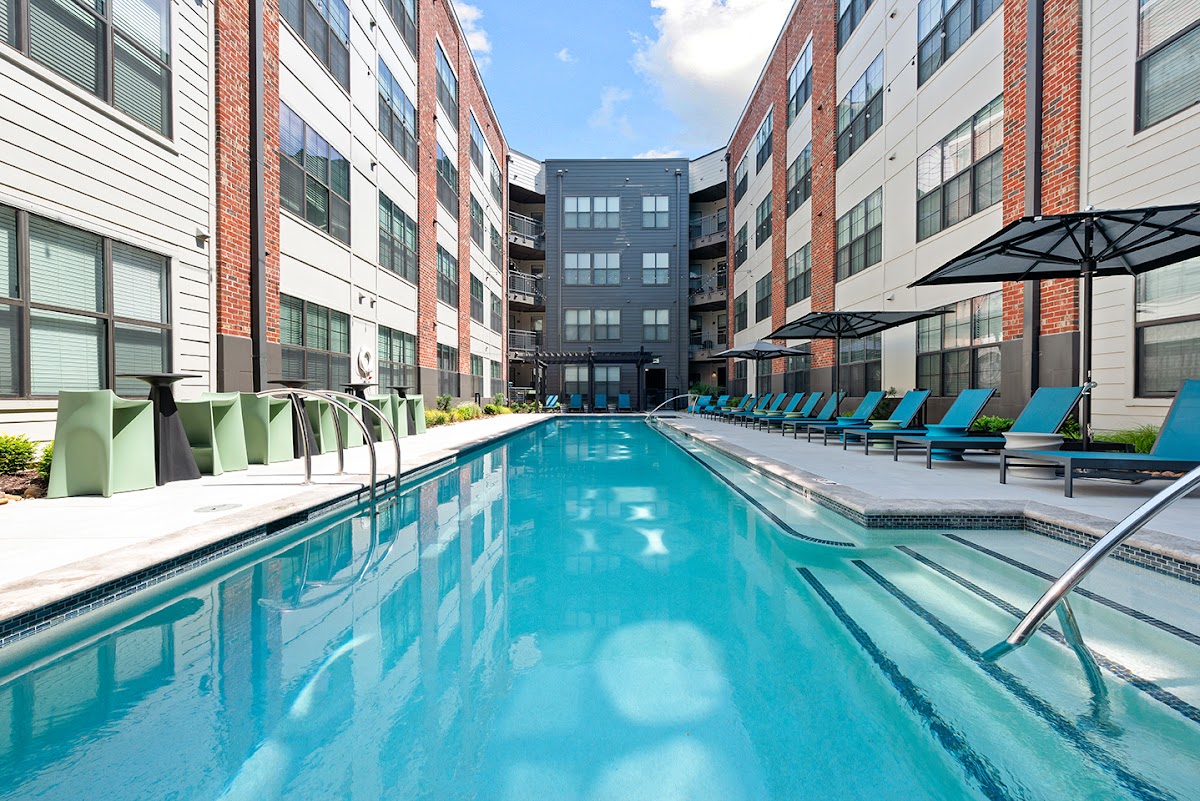 Cortland South End apartments in Charlotte NC