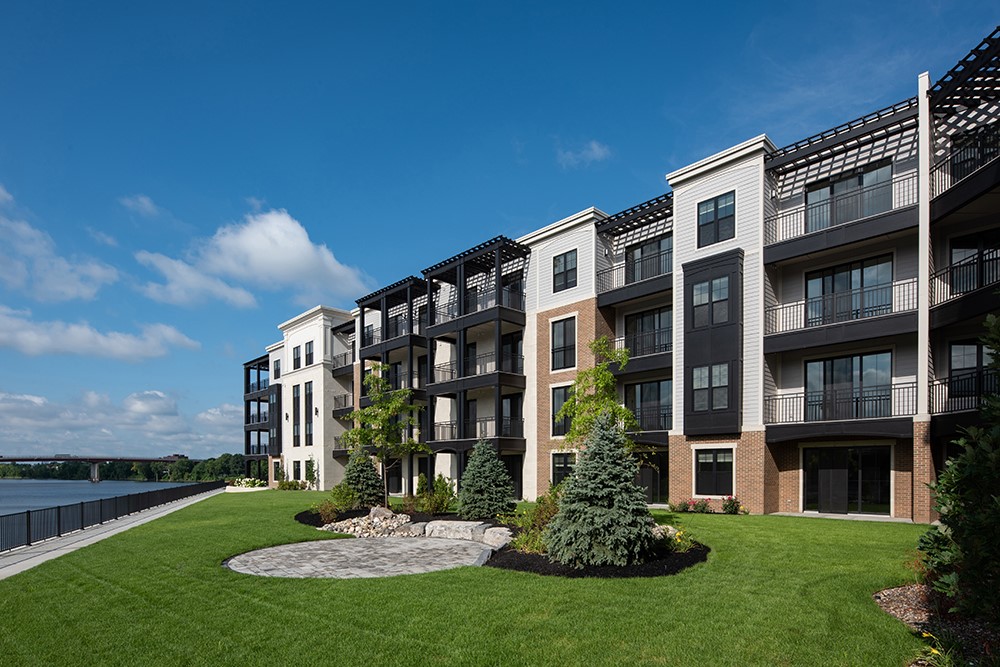 Starbuck Island Luxury Apartment Community apartments in Albany, NY