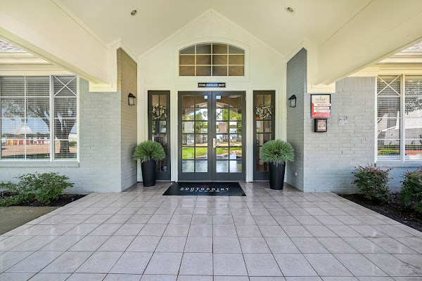 Southpoint Villas apartments in Arlington, TX