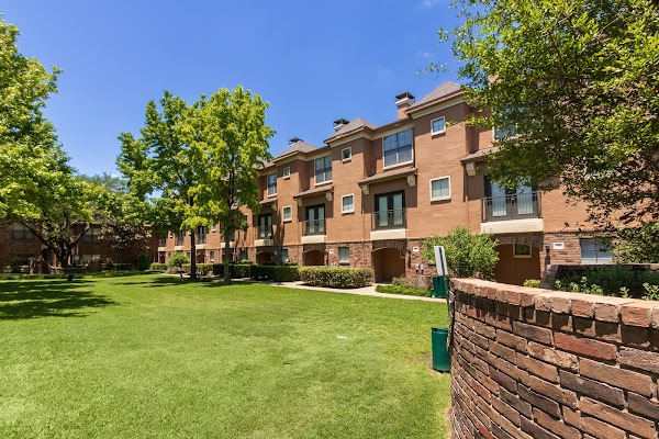 The Brownstones apartments in Addison, TX