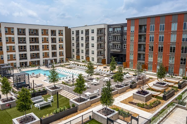 AMLI Branch Park apartments in Austin TX