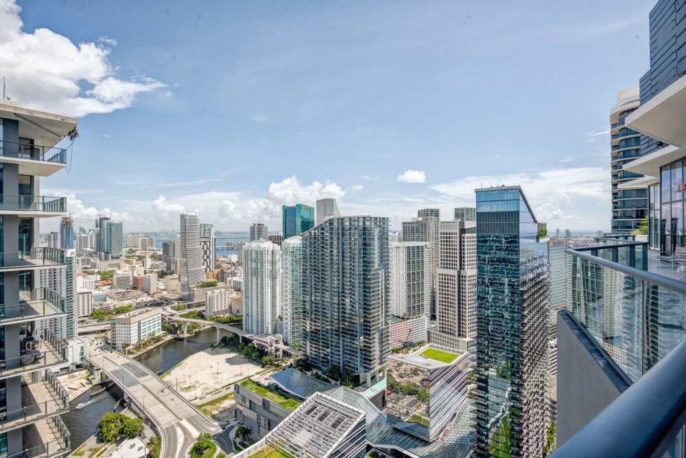 Solitair Brickell Apartments apartments in Miami FL