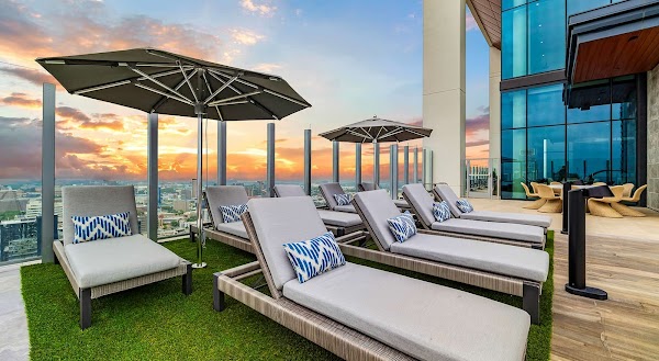 Hanover Brazos Street apartments in Austin TX