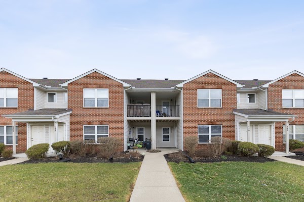 Knollwood Crossing apartments in Hamilton, OH