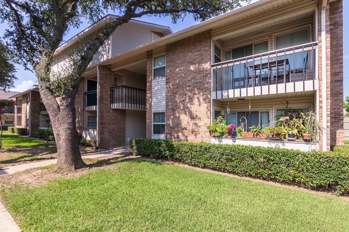 Preston Park Apartments apartments in Addison, TX